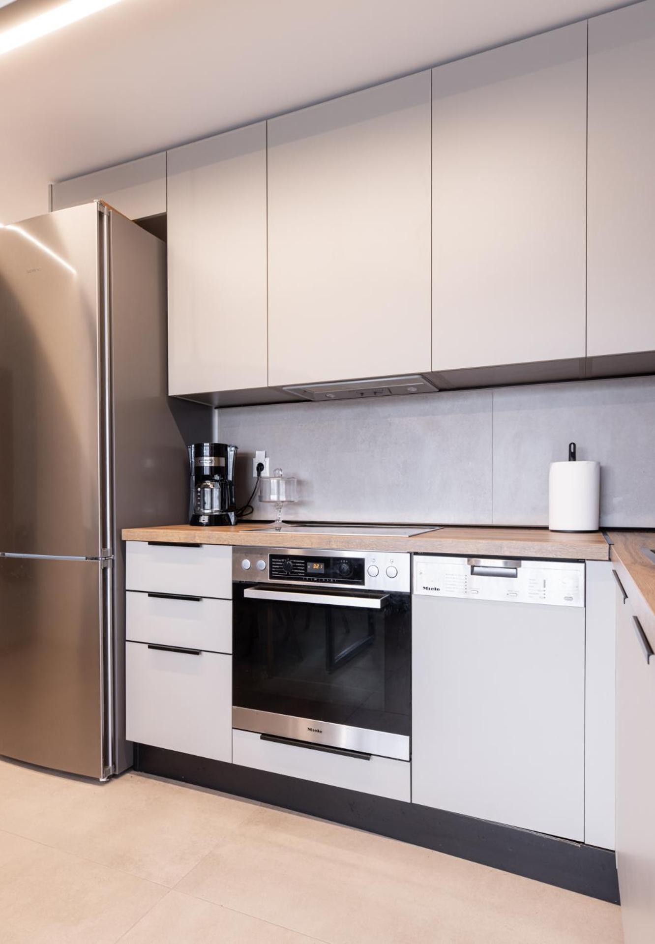 Cozy Apartment In Kalamaria, Thessaloníki Ngoại thất bức ảnh